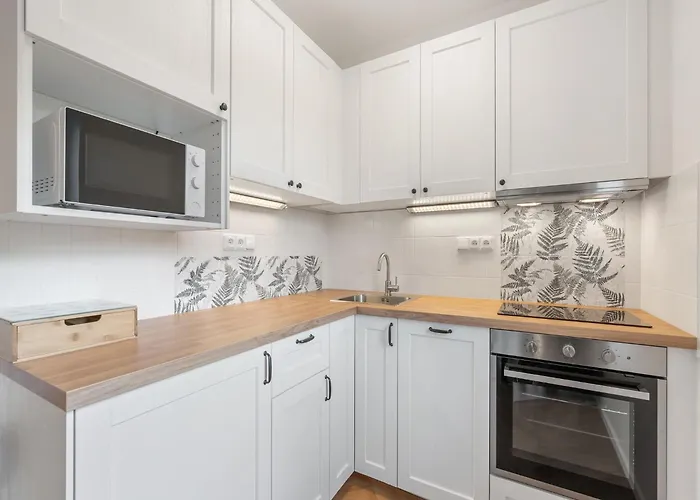 V Kapradi-3 By Interhome Daire *