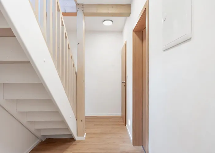 V Kapradi-3 By Interhome Daire *